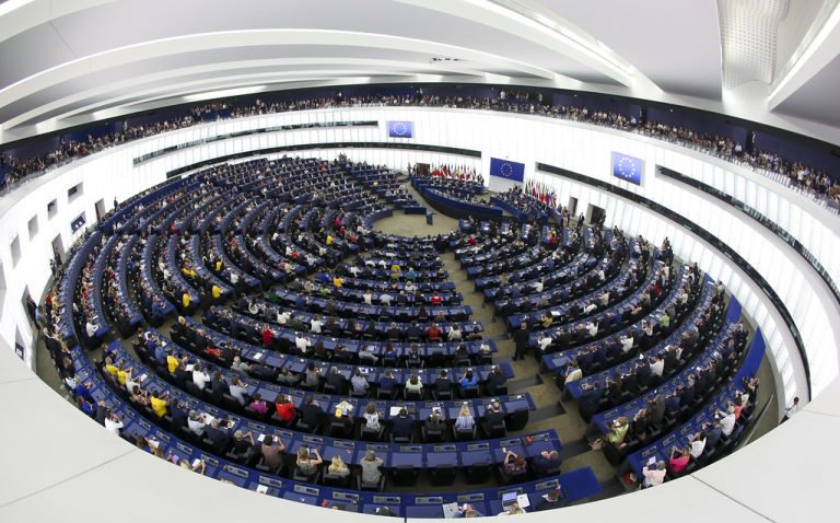 Lo scandalo delle “finte” candidature – Il Parlamento Europeo come refugium peccatorum